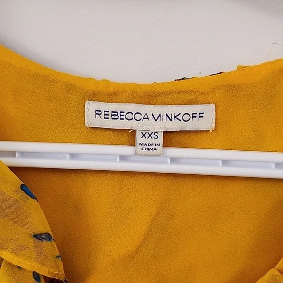 Rebecca Minkoff XXS ruffled short sleeve tie front yellow floral print blouse - Picture 2 of 6